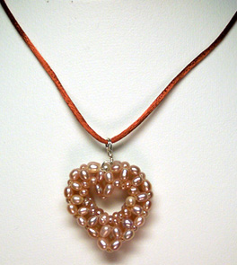 C0091 - Pearls of Love - 16"