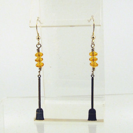 E0295 - Broomstick earrings - 2.75" - French hooks - Click Image to Close