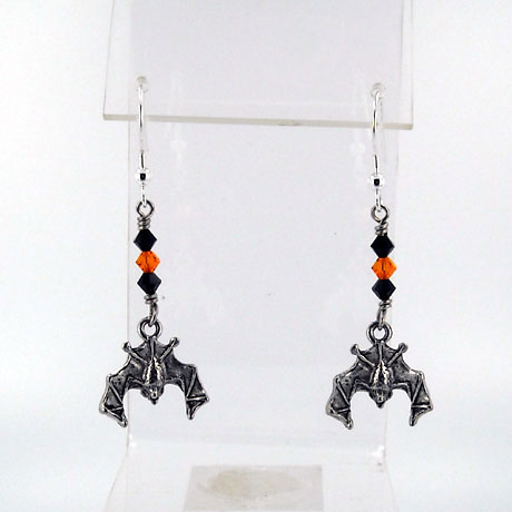 E0499SW - Bat earrings - 2.5" - French hooks - Click Image to Close